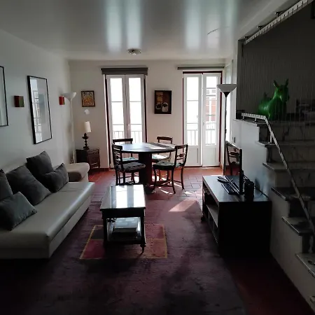 Great Duplex In Historical Center Apartment *