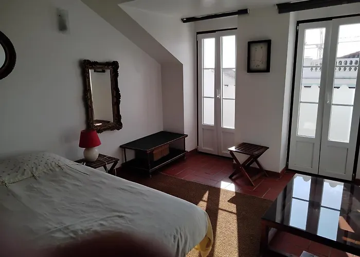 Great Duplex In Historical Center Lisboa